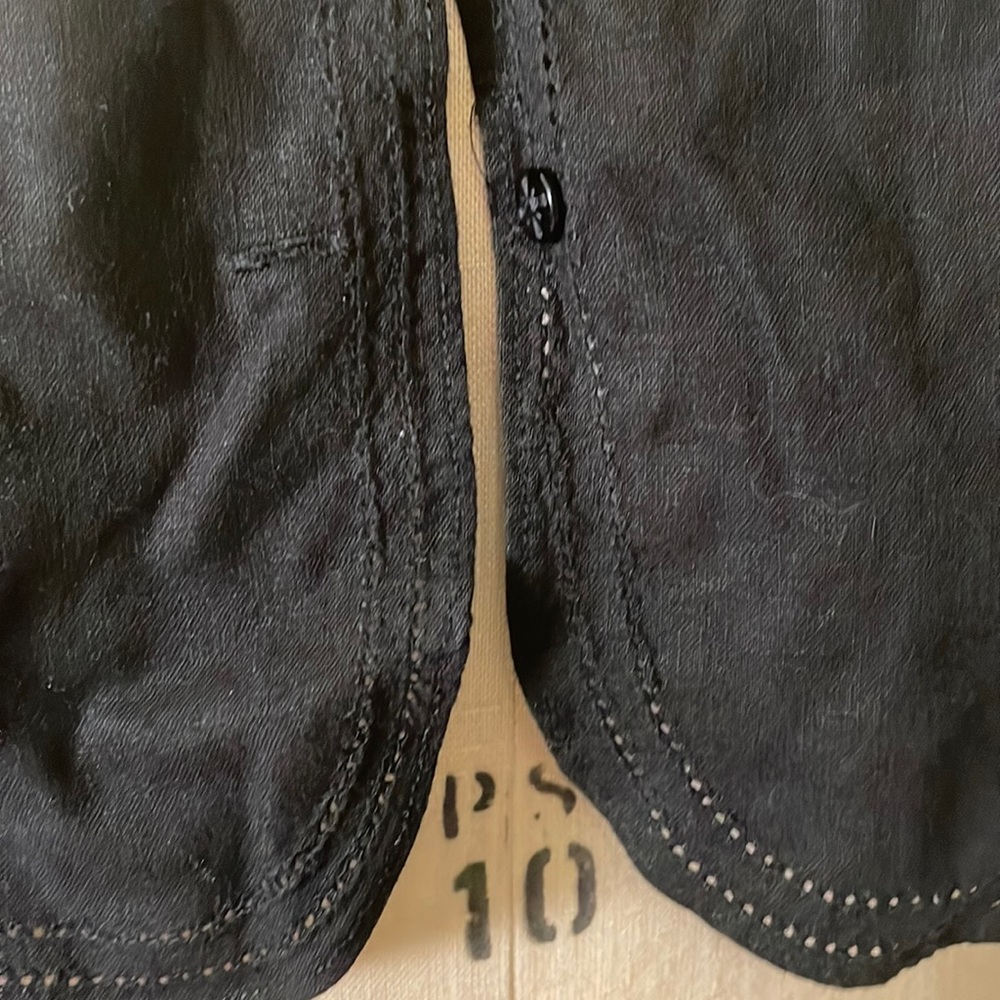 Sag Harbor Black linen long sleeve button down shirt - Picture 5 of 6
